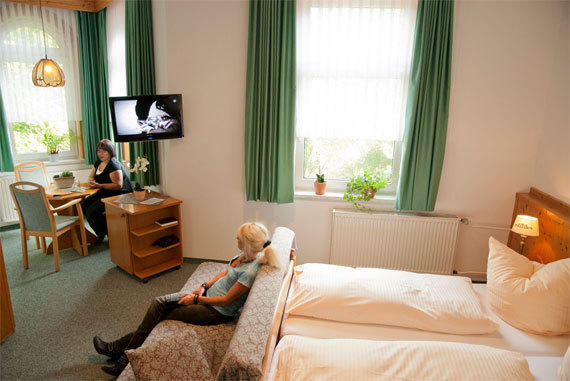 Pension Tannenrausch Friedrichroda Room photo